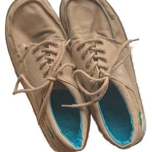 Sanuk loafers - size 5